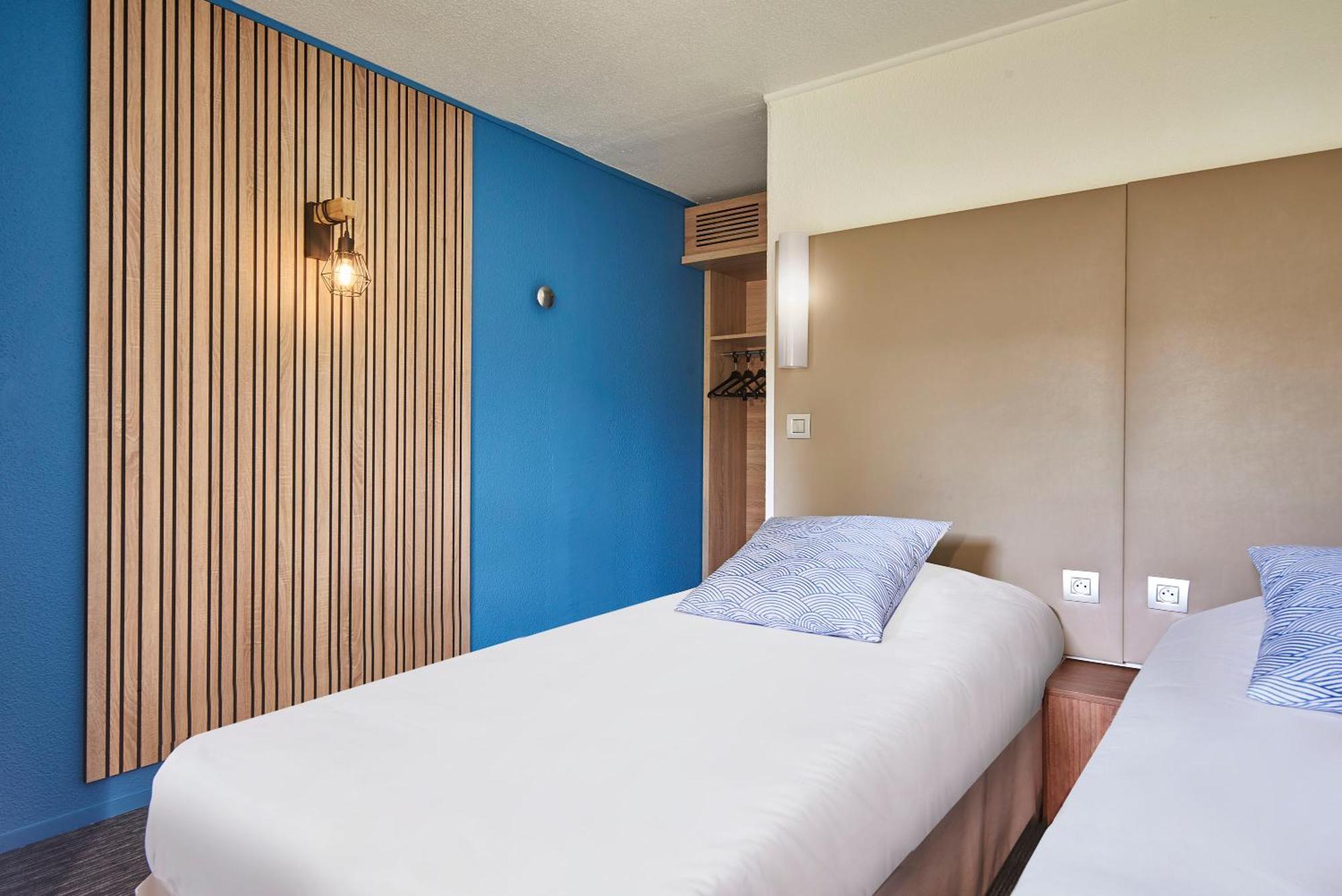 The Originals City Hotel La Verriere-Yvelines Zewnętrze zdjęcie